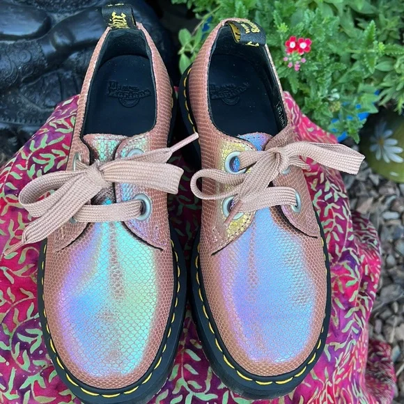 Pink Iridescent Platform Dr. Martens Oxford Loafers - Picture 14 of 17